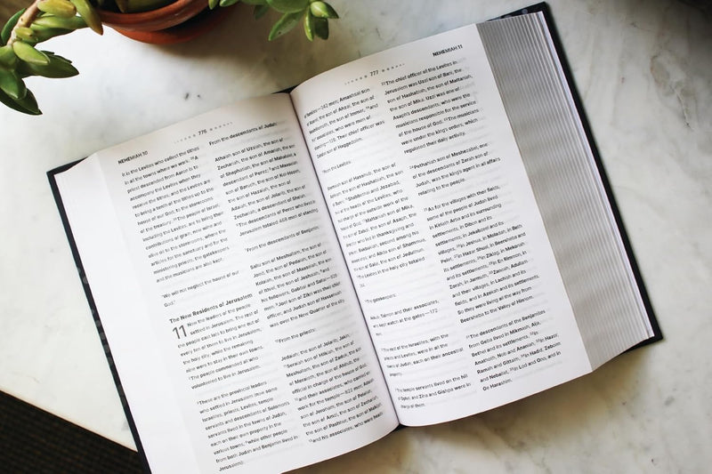 NASB, Clear Focus Bible, Hardcover, Charcoal/Gold: Read more of the Bible with better focus Hardcover